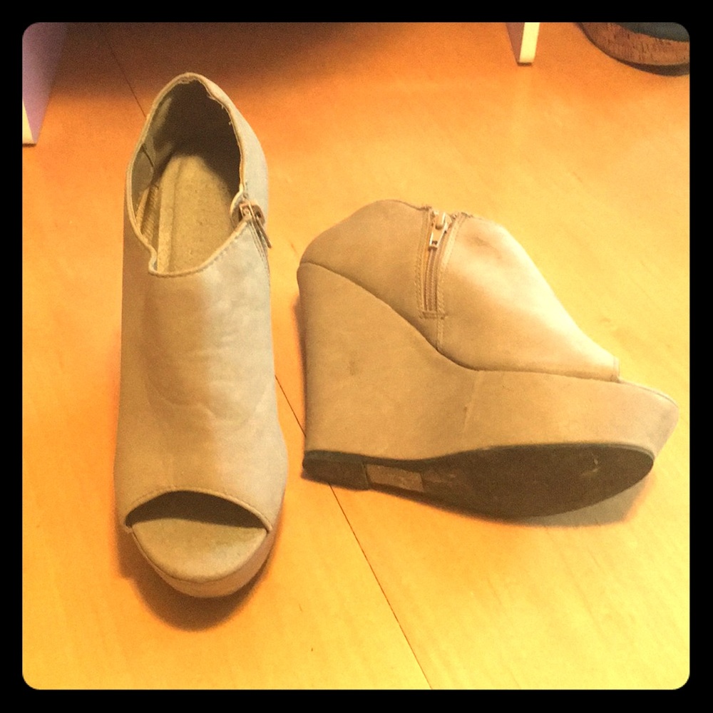 Shoes